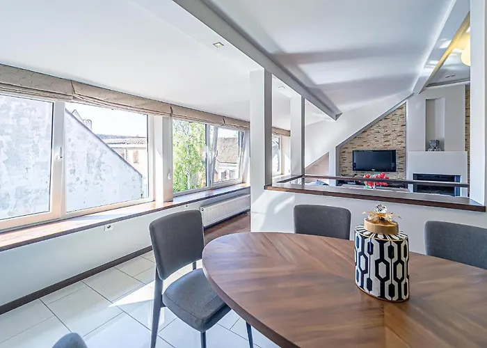 Grand With Air Conditioning Lejlighed *